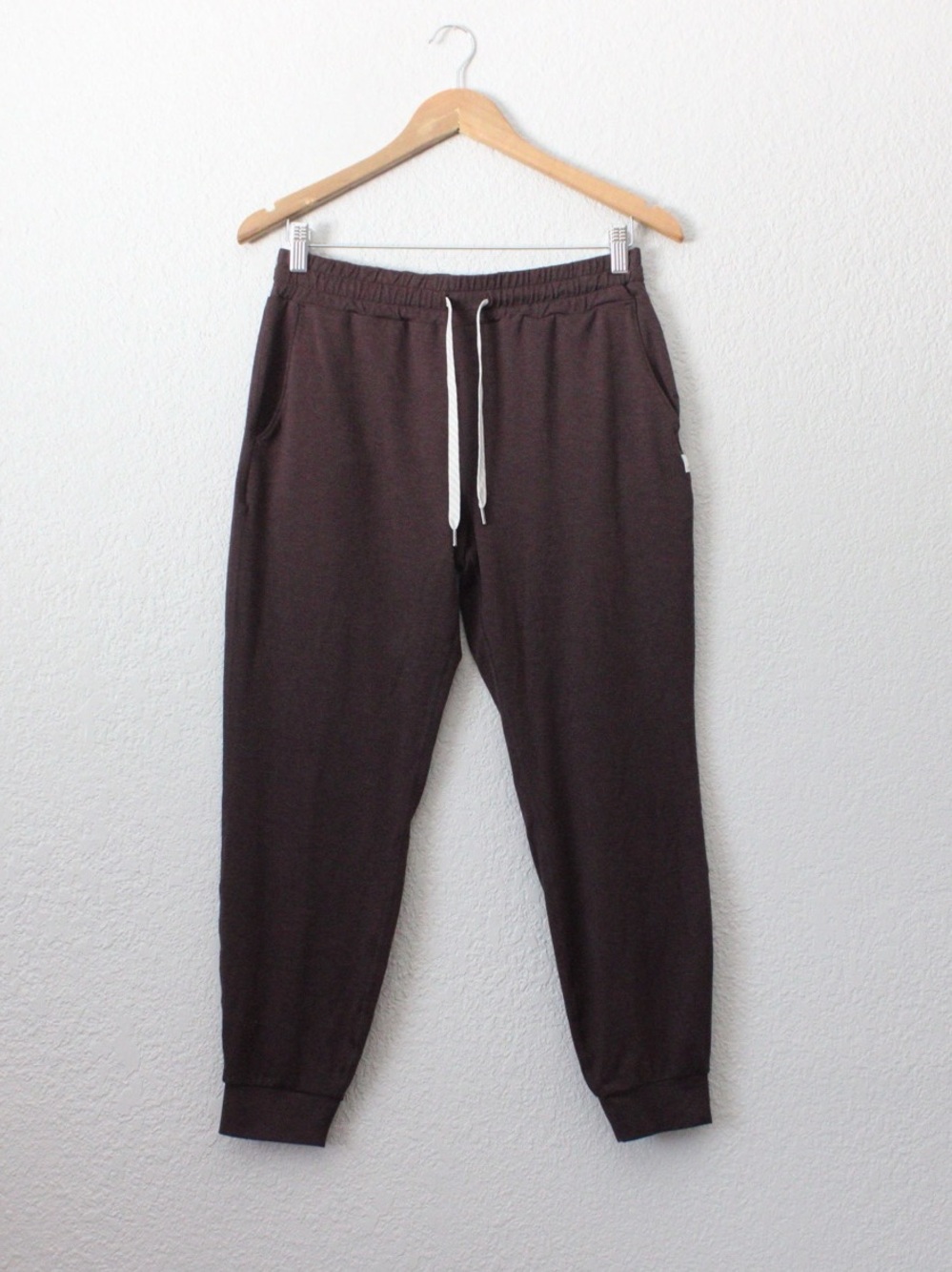 Vuori Performance Joggers Brown